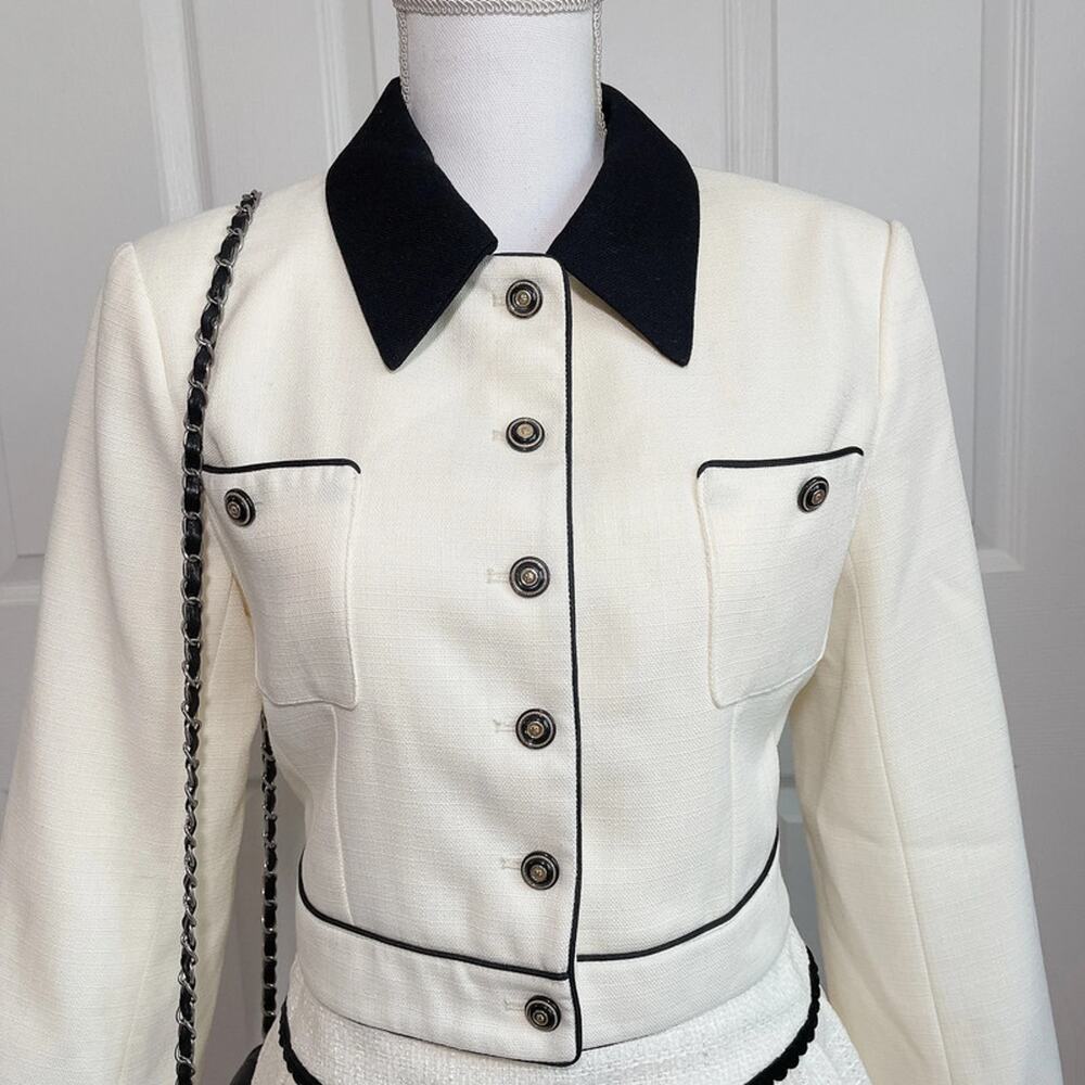 Korean structured contrast collared cropped jacket - image 3